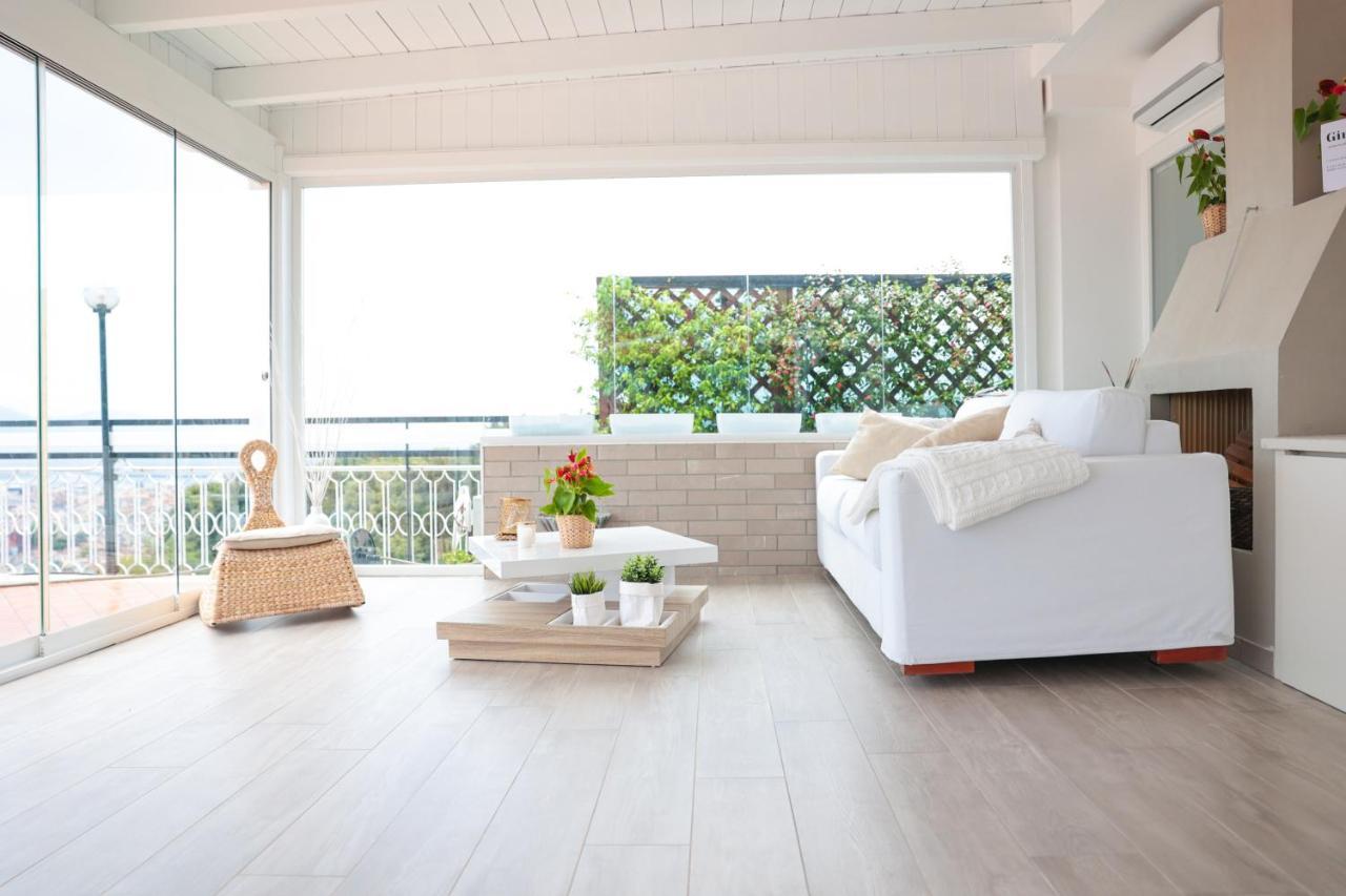 נאפולי Terrazza Paradiso Luxury Rooftop מראה חיצוני תמונה